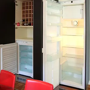 Sunny Ghetto Canalview Apartment